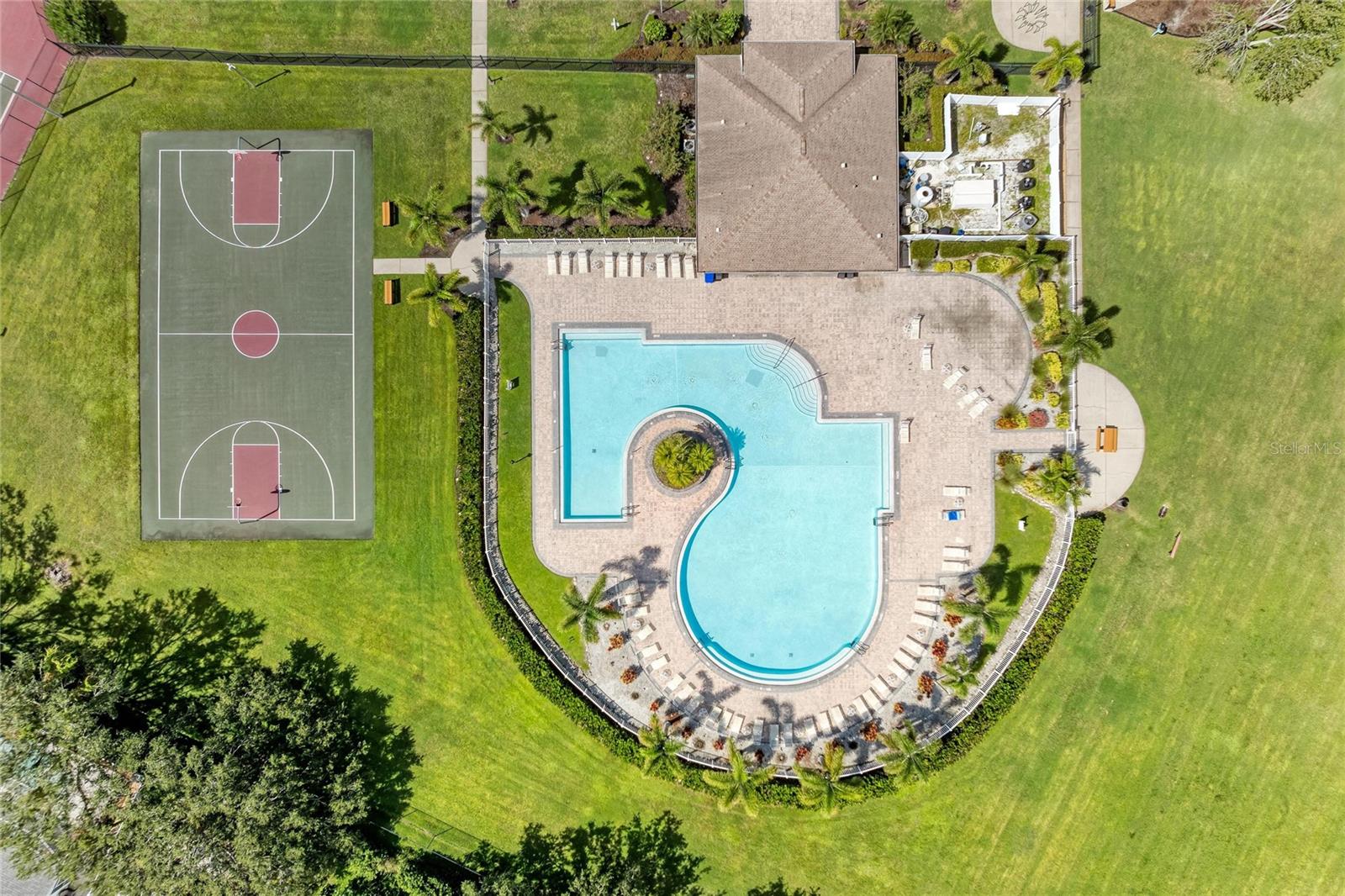 Image 60 of 66 For 4642 Runabout Way