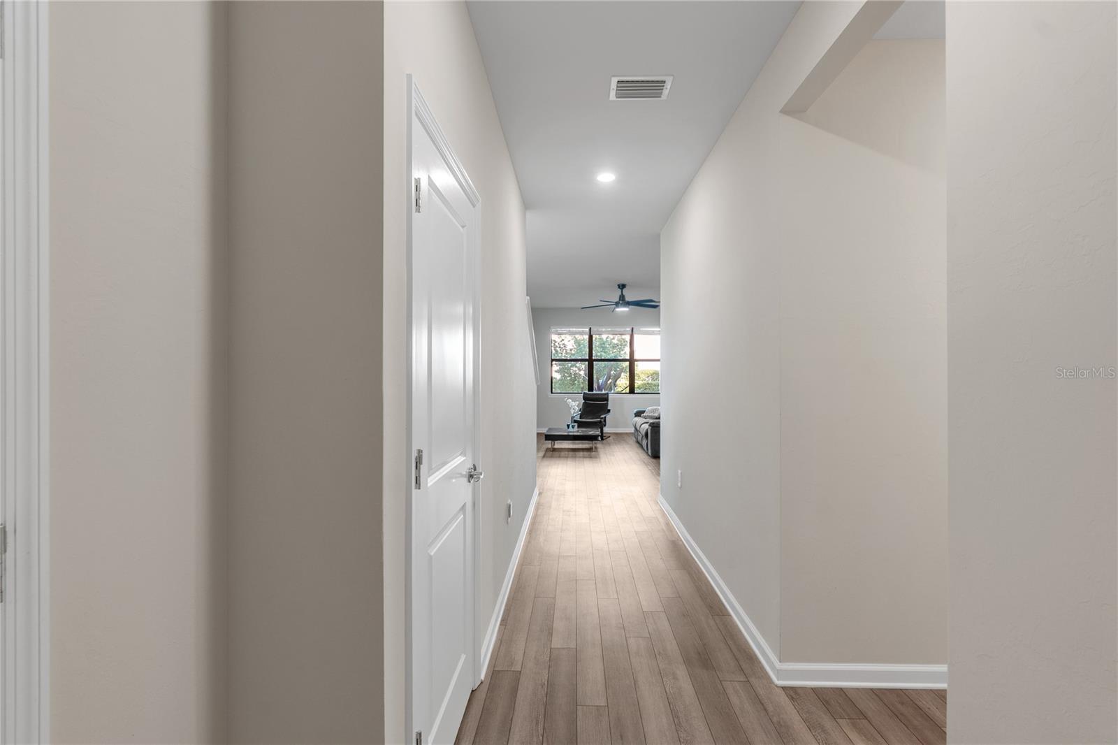 Image 25 of 77 For 6111 Bluestar Court