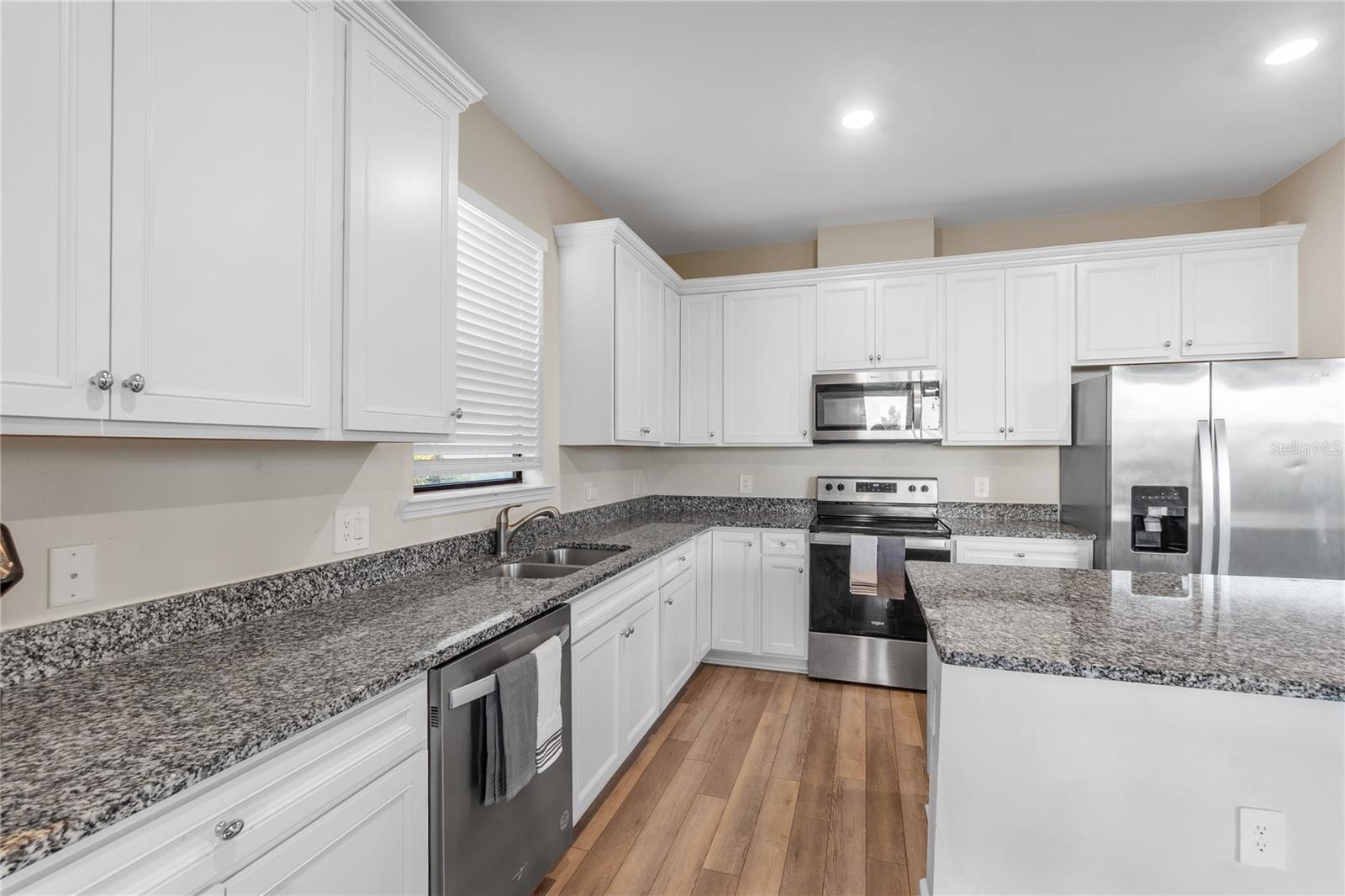 Image 35 of 77 For 6111 Bluestar Court