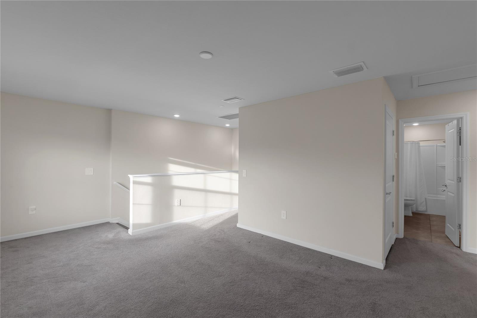 Image 39 of 77 For 6111 Bluestar Court