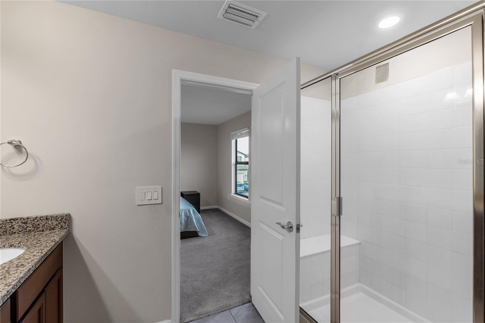 Image 49 of 77 For 6111 Bluestar Court