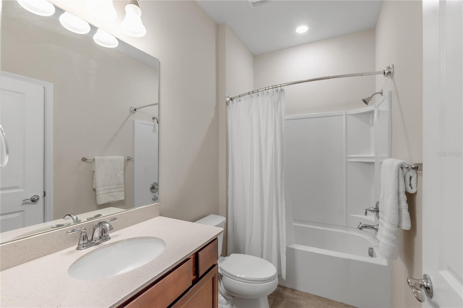 Image 51 of 77 For 6111 Bluestar Court