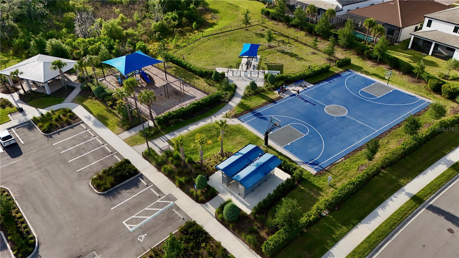 Image 73 of 77 For 6111 Bluestar Court