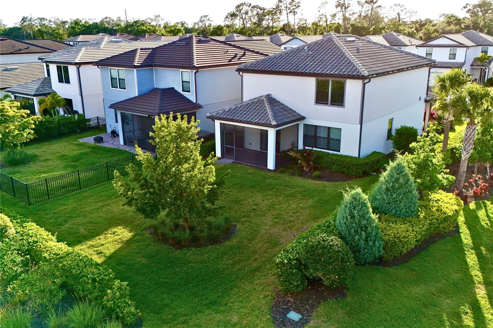 Image 8 of 77 For 6111 Bluestar Court