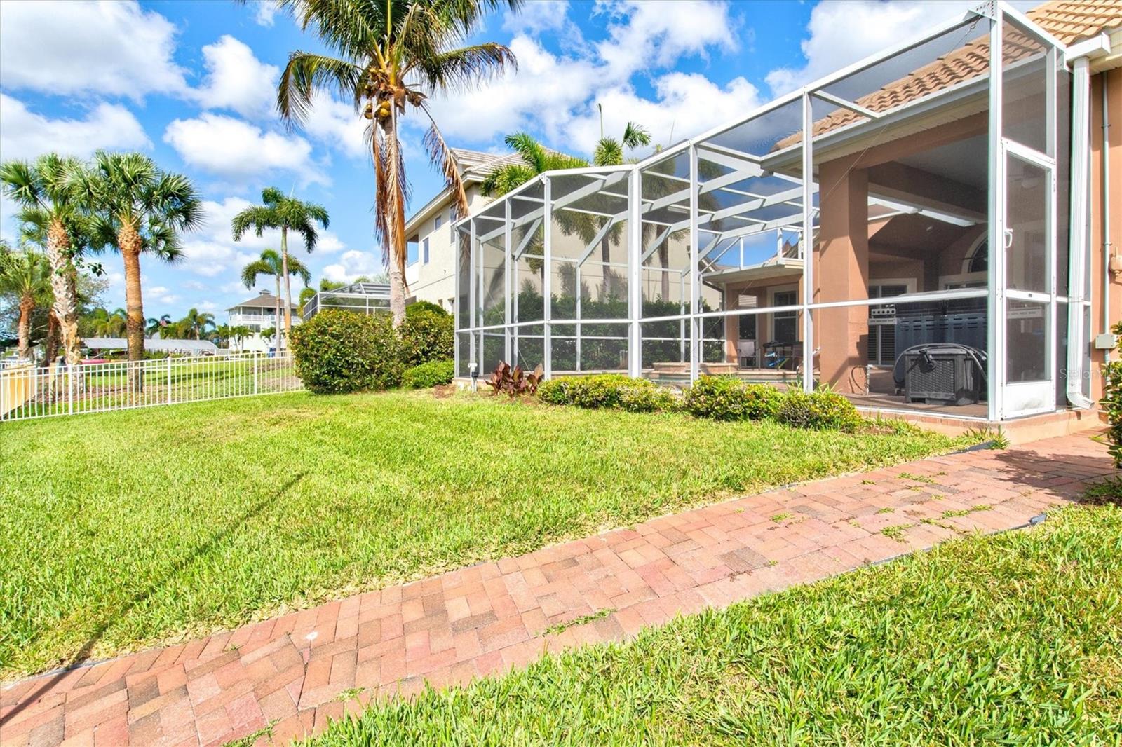 Image 75 of 100 For 4714 Mainsail Drive