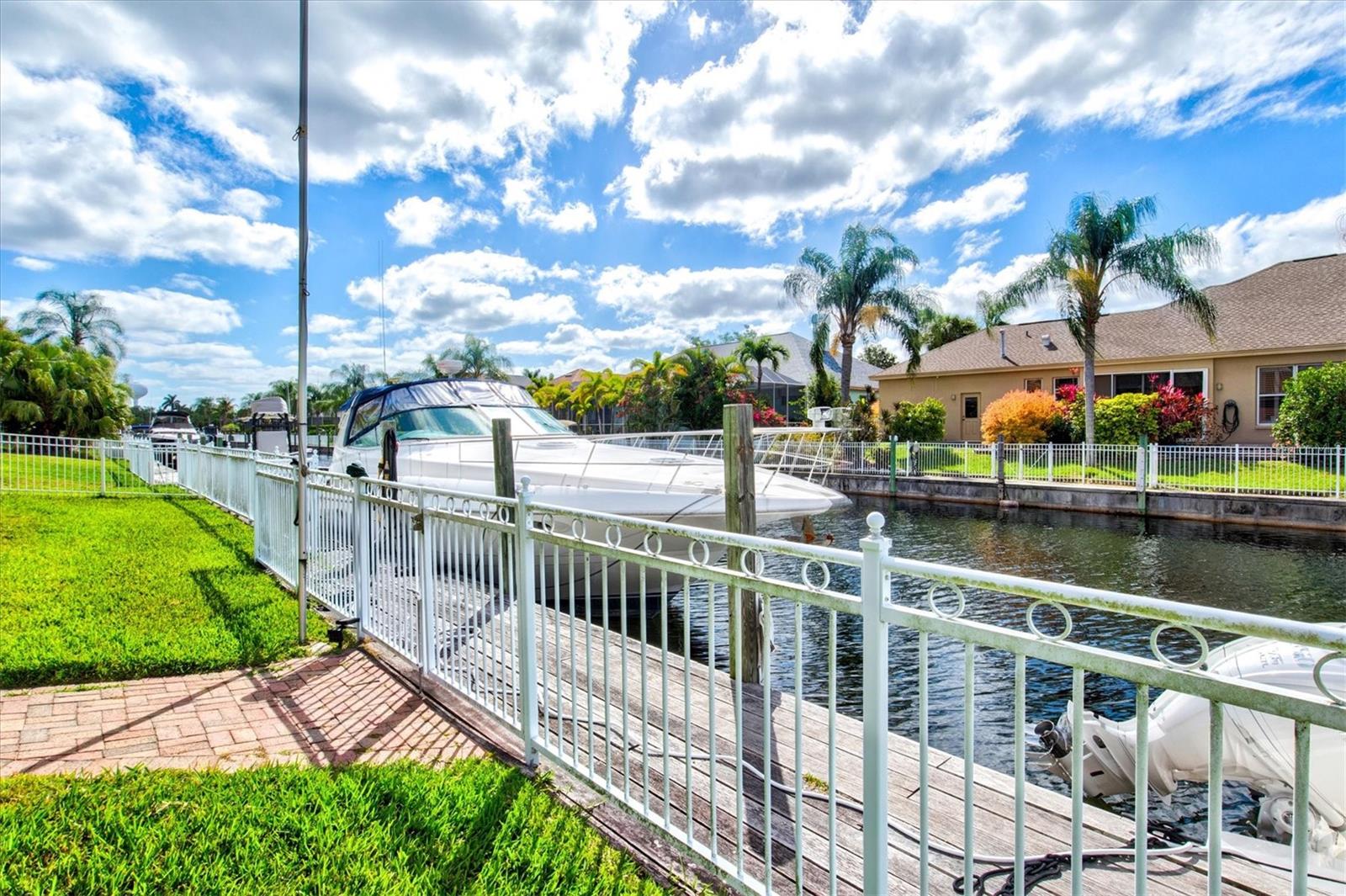 Image 79 of 100 For 4714 Mainsail Drive