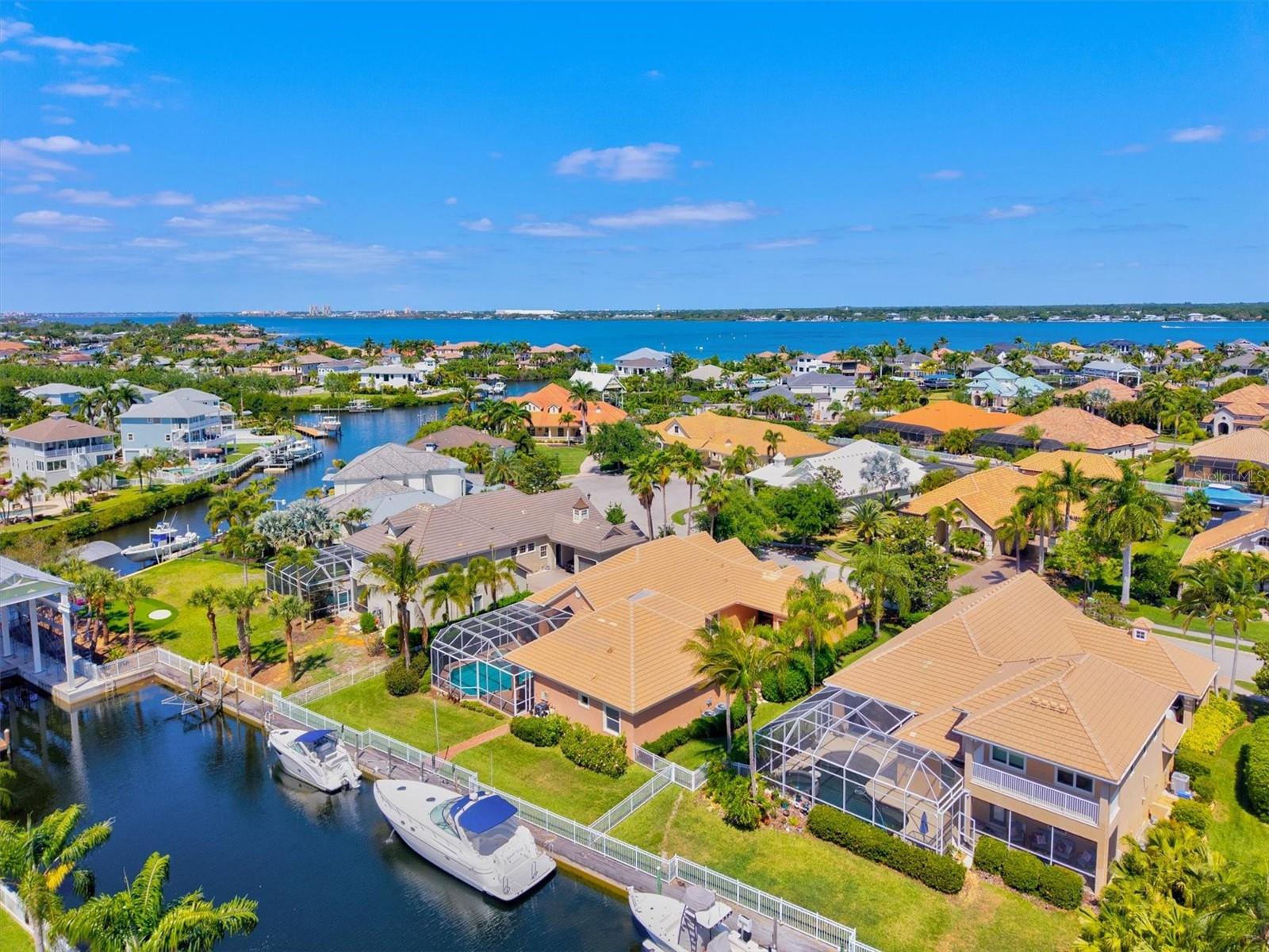 Image 88 of 100 For 4714 Mainsail Drive