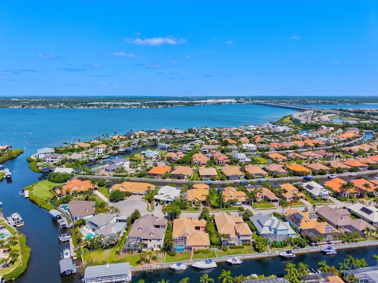 Image 90 of 100 For 4714 Mainsail Drive