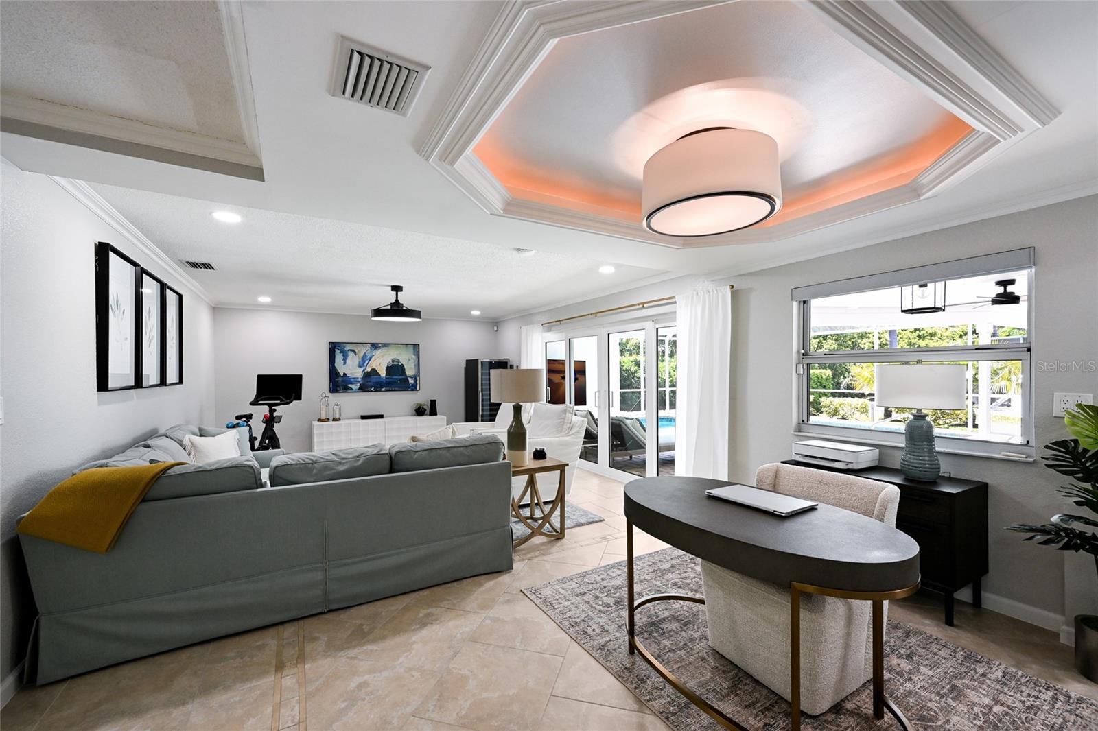 Listing photo id 16 for 430 Bird Key Drive