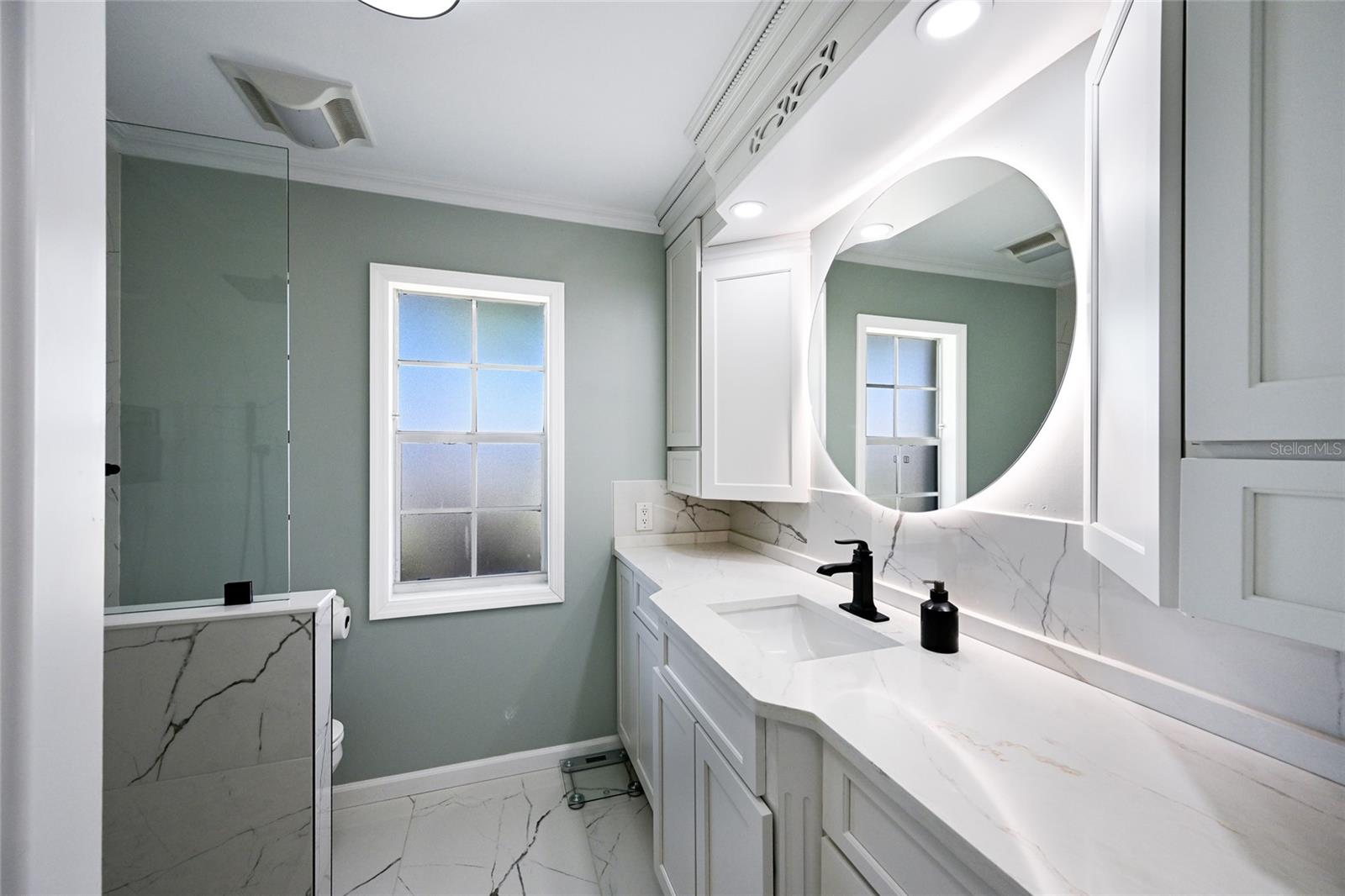 Listing photo id 25 for 430 Bird Key Drive