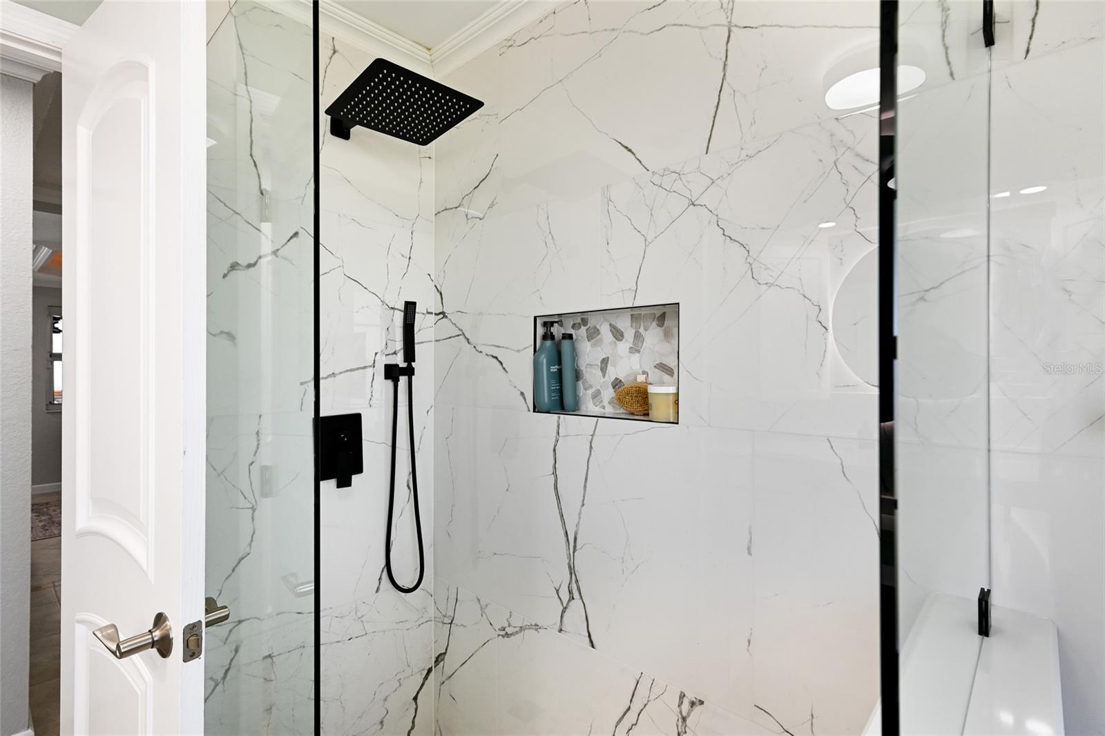 Listing photo id 26 for 430 Bird Key Drive