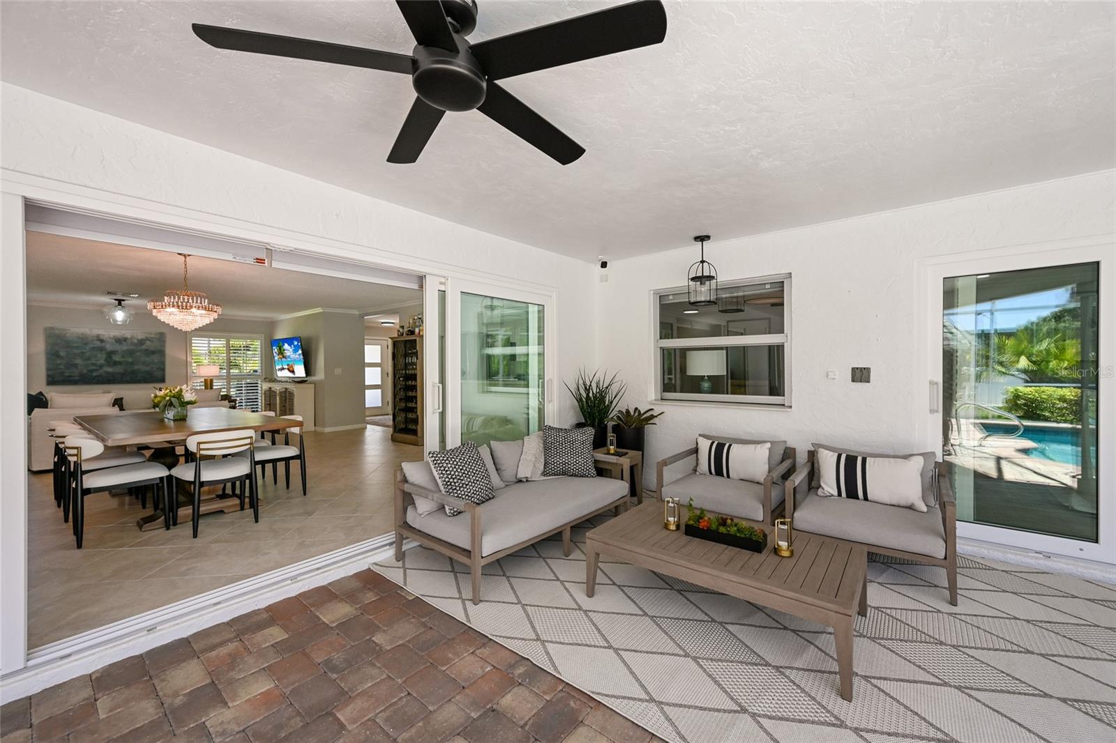 Listing photo id 34 for 430 Bird Key Drive