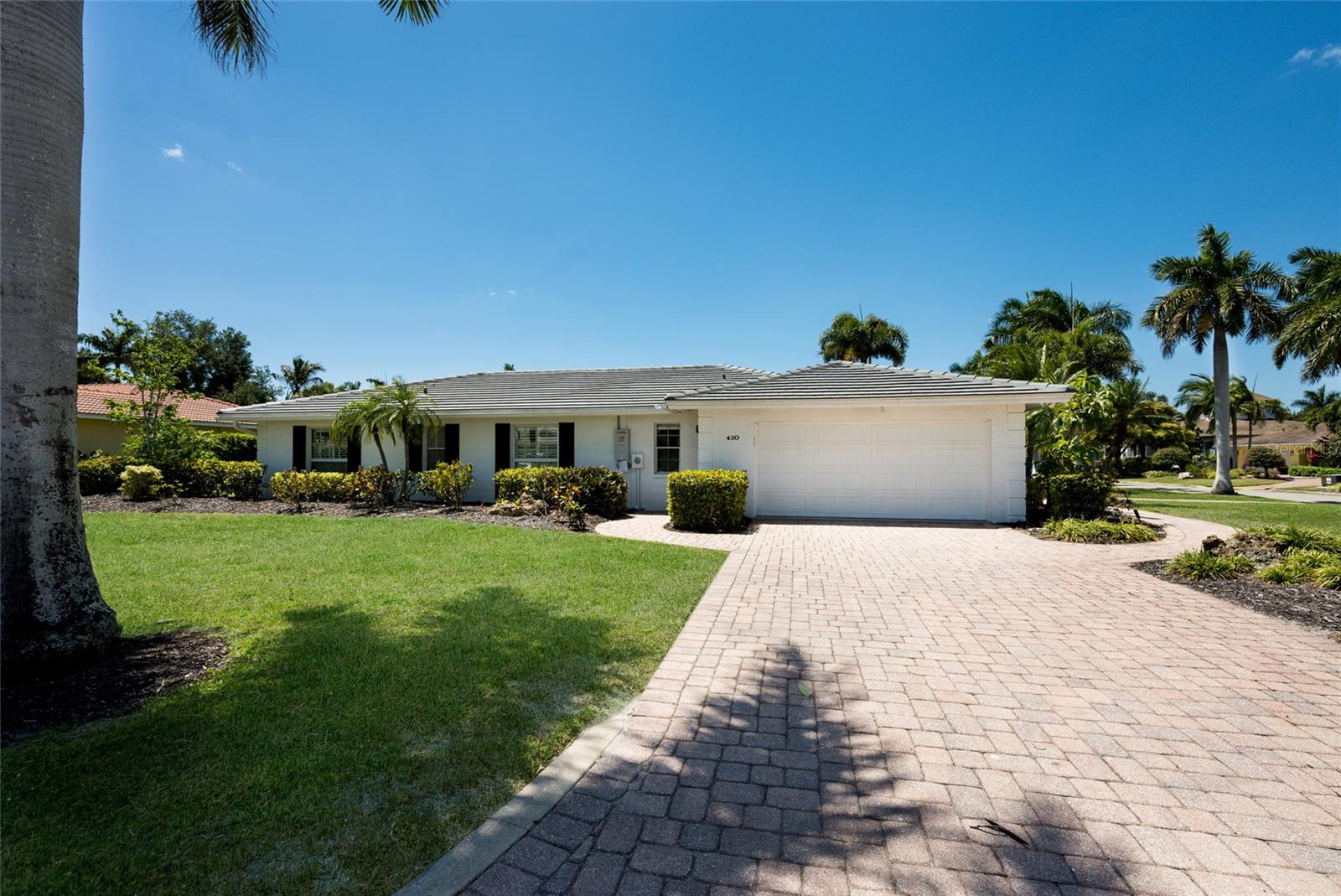 Listing photo id 36 for 430 Bird Key Drive