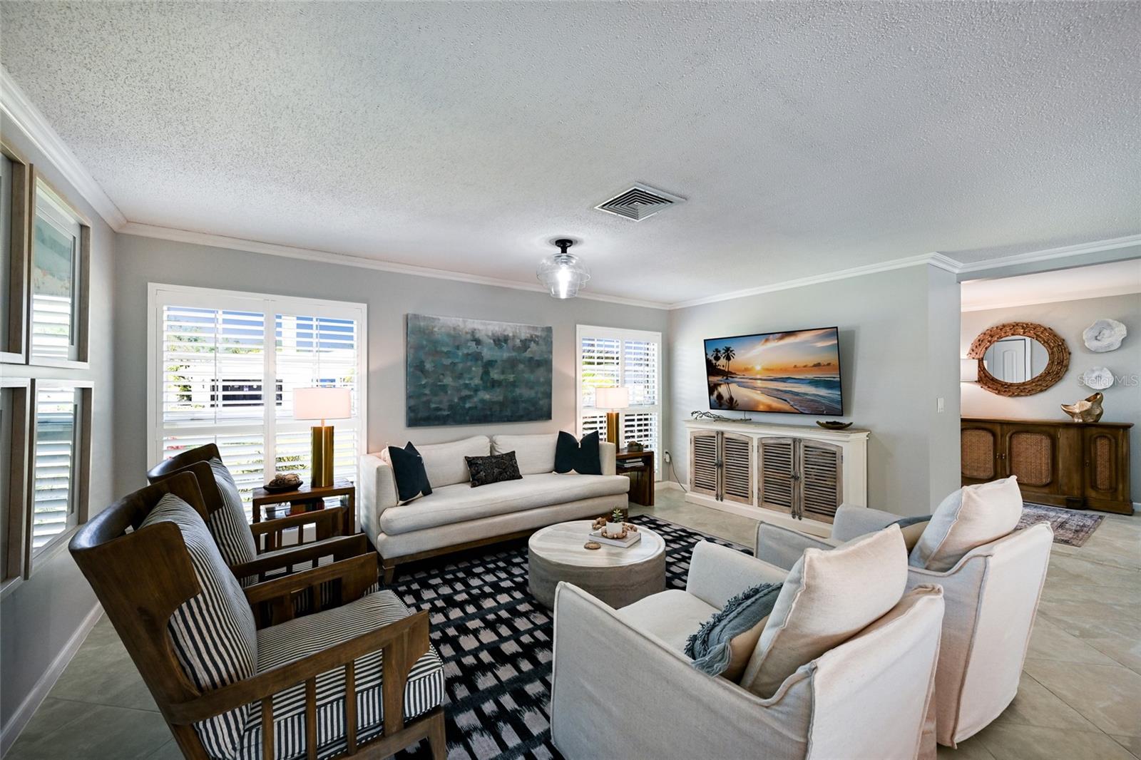 Listing photo id 4 for 430 Bird Key Drive