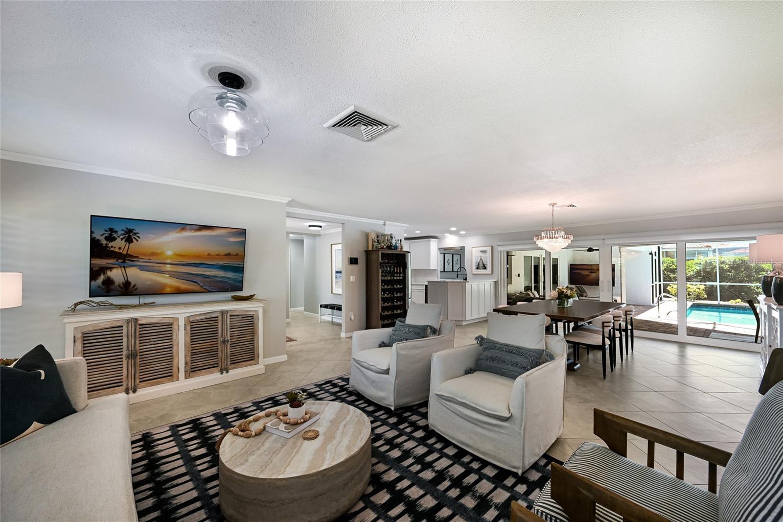 Listing photo id 5 for 430 Bird Key Drive