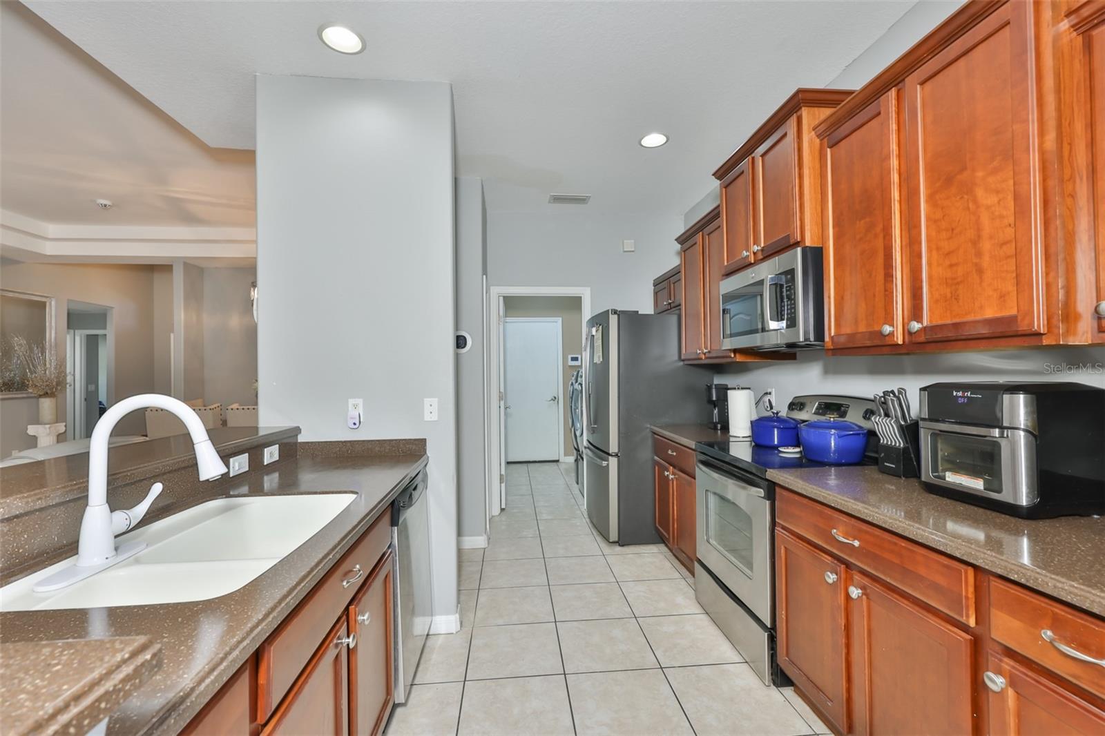 Image 10 of 36 For 6232 French Creek Court