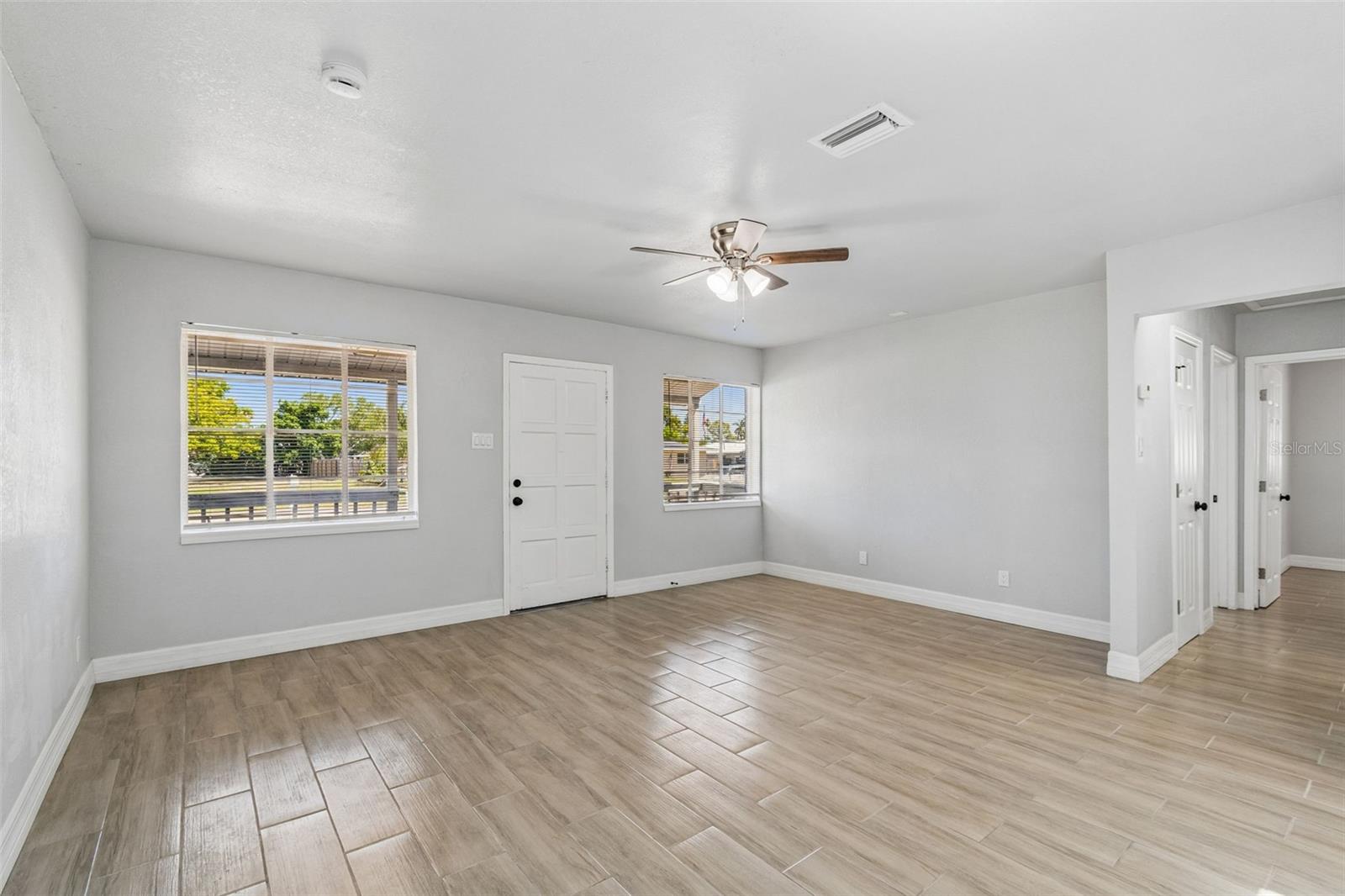 Image 35 of 79 For 2309 21st Avenue W