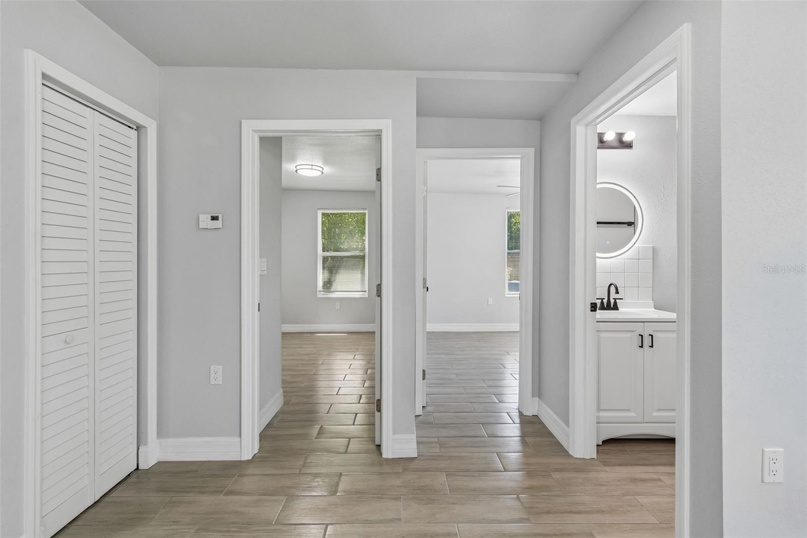 Image 48 of 79 For 2309 21st Avenue W