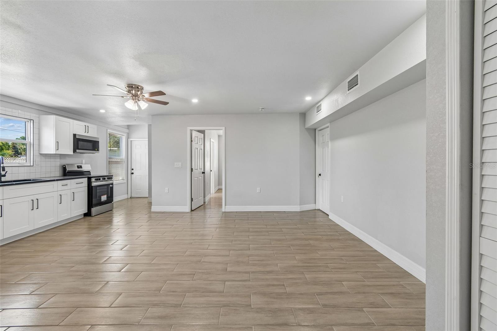 Image 55 of 79 For 2309 21st Avenue W