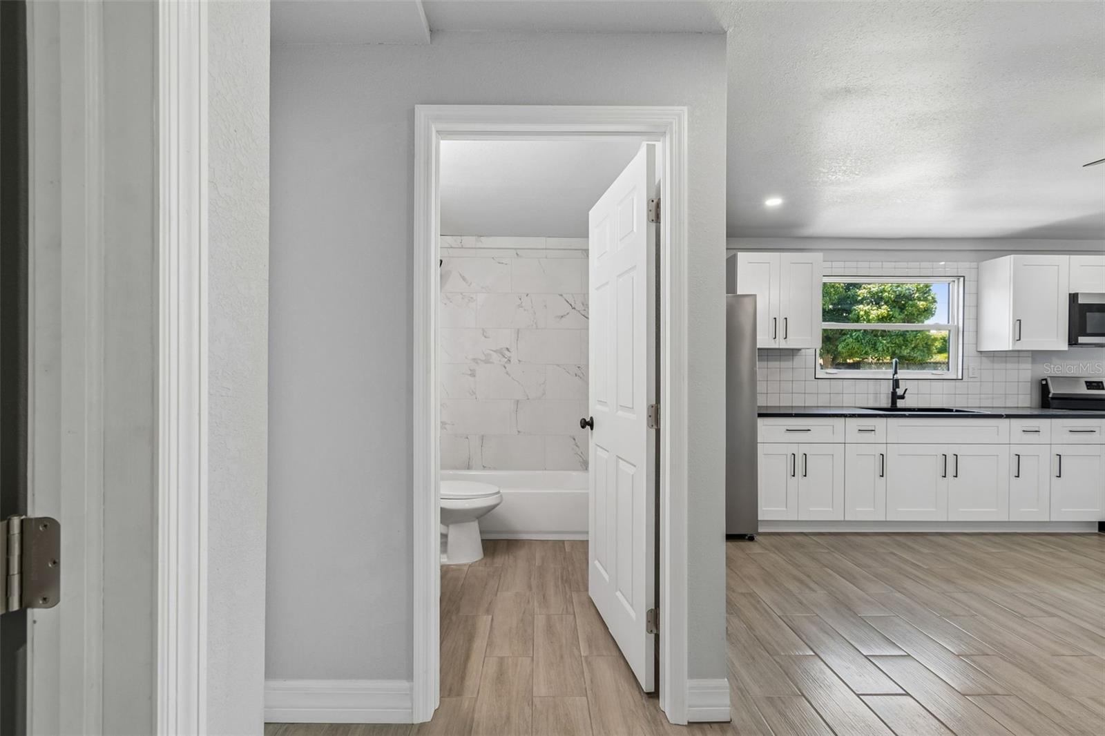 Image 59 of 79 For 2309 21st Avenue W