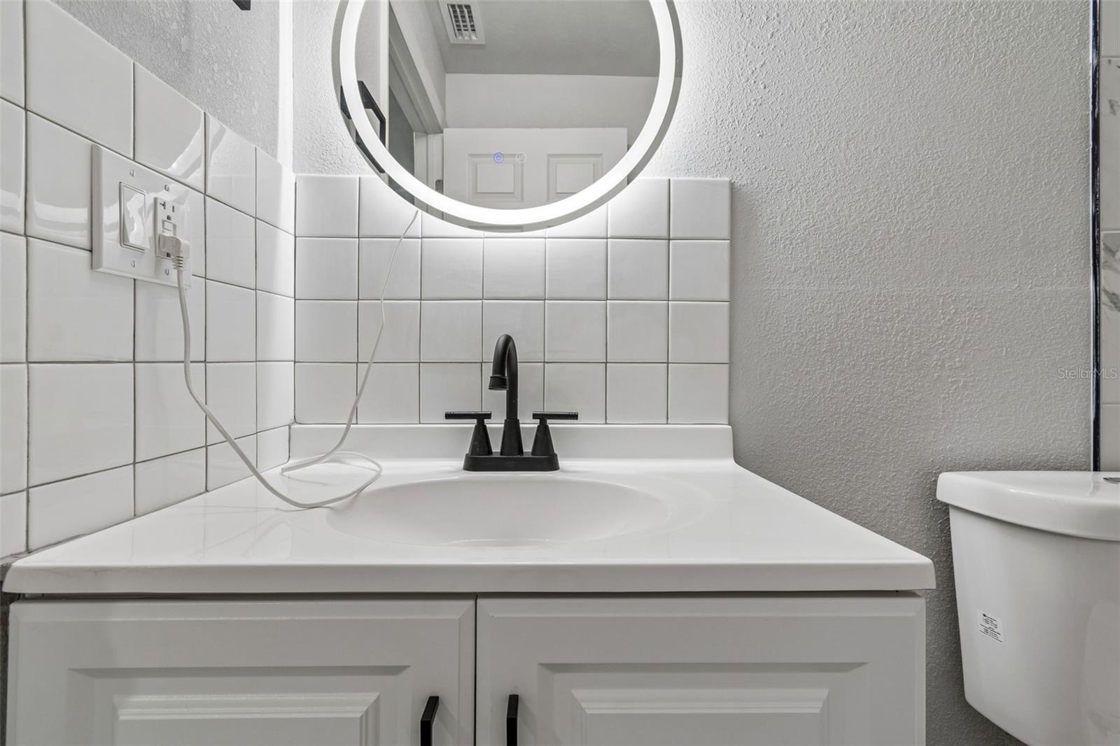 Image 61 of 79 For 2309 21st Avenue W