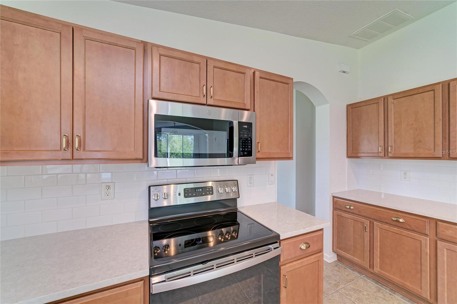 Image 12 of 45 For 5607 106th Avenue E