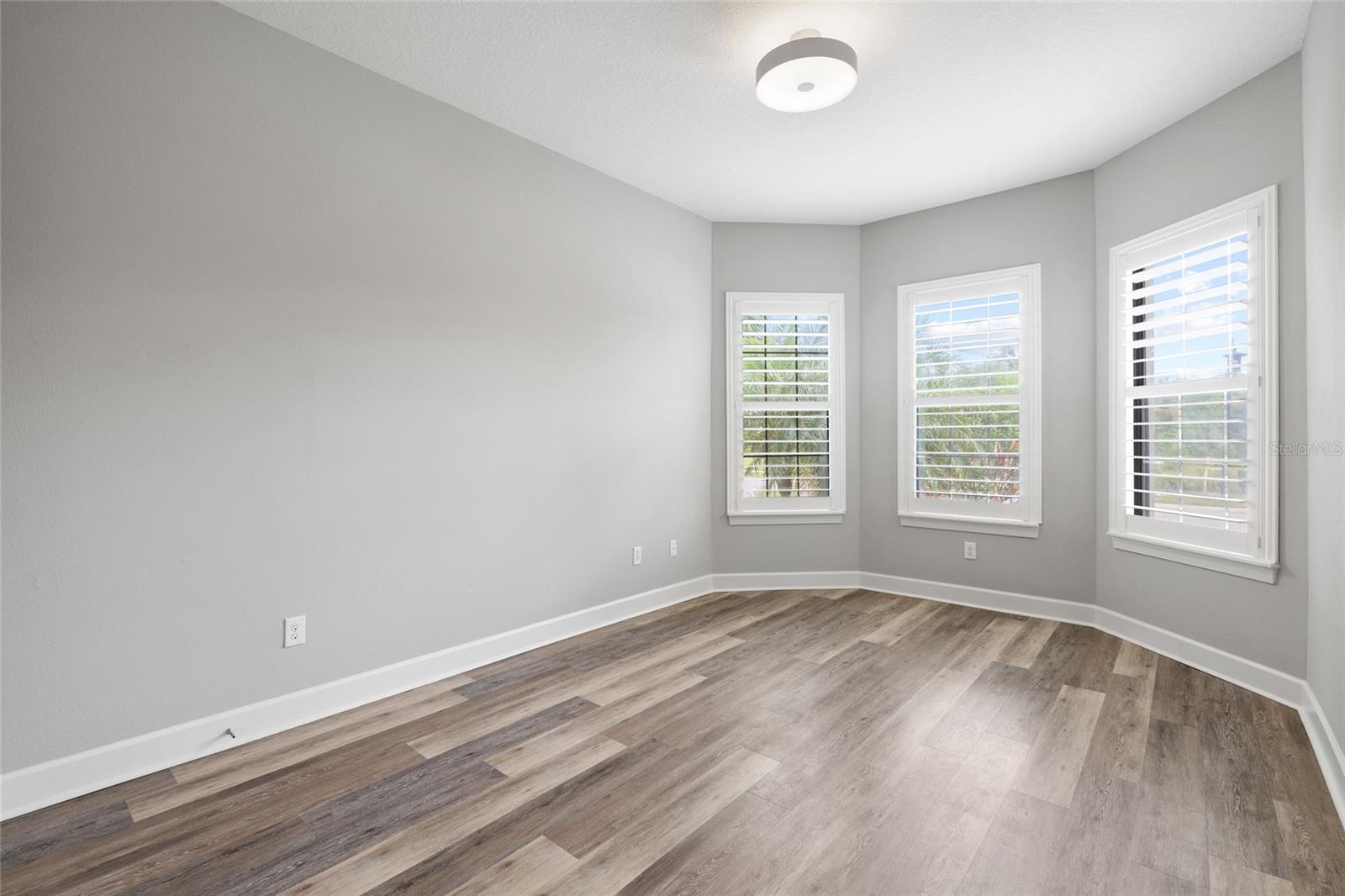 Image 6 of 39 For 10111 Craftsman Park Way