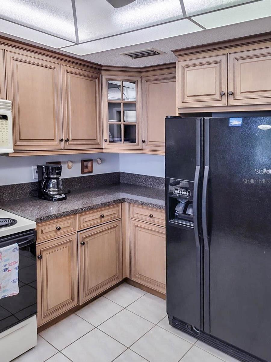 Image 14 of 43 For 5018 Marshfield Road 28