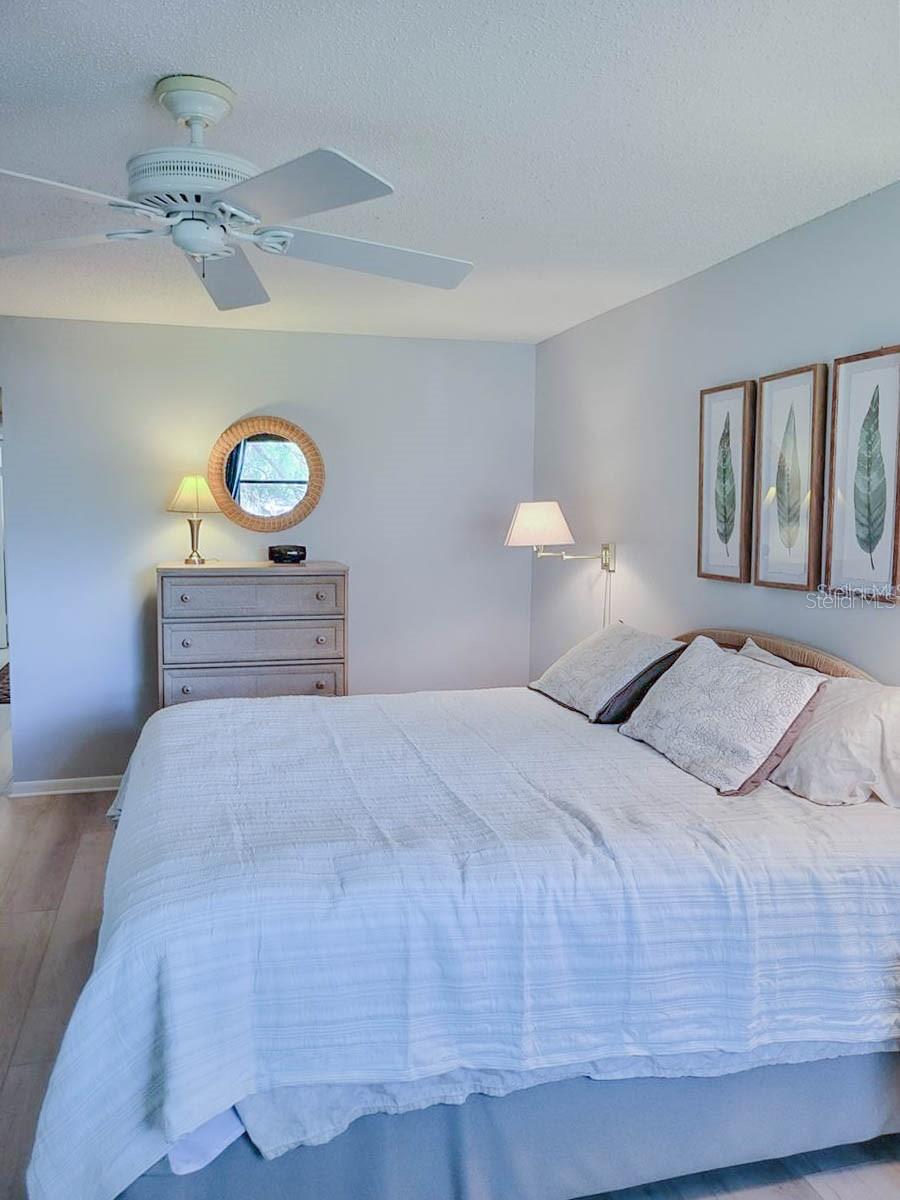 Image 22 of 43 For 5018 Marshfield Road 28