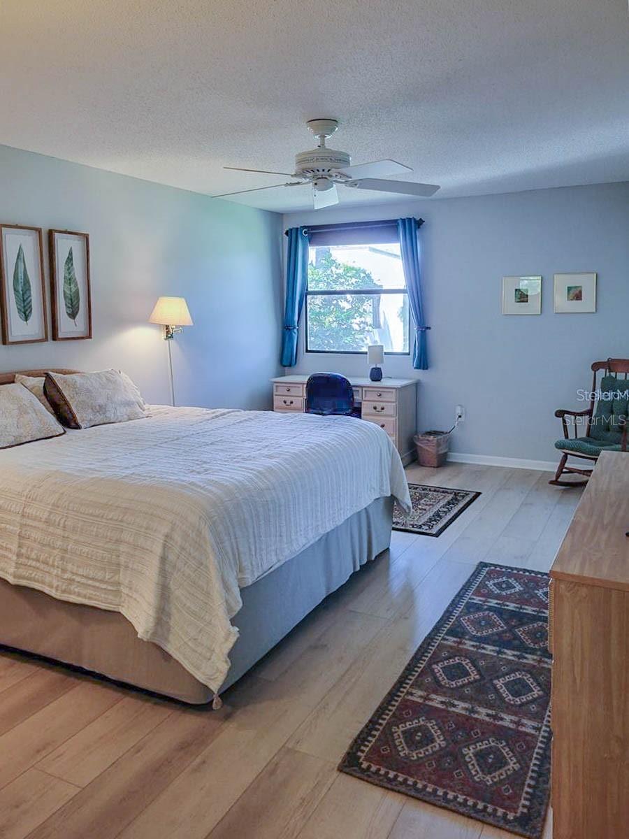 Image 23 of 43 For 5018 Marshfield Road 28