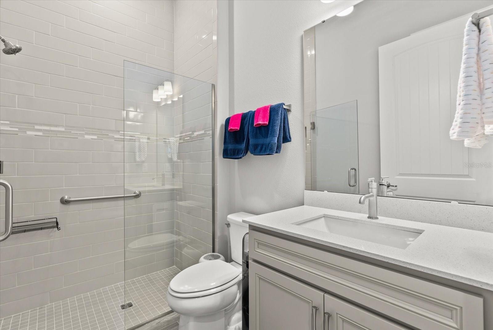 Listing photo id 9 for 8510 Coastal Palms Glen