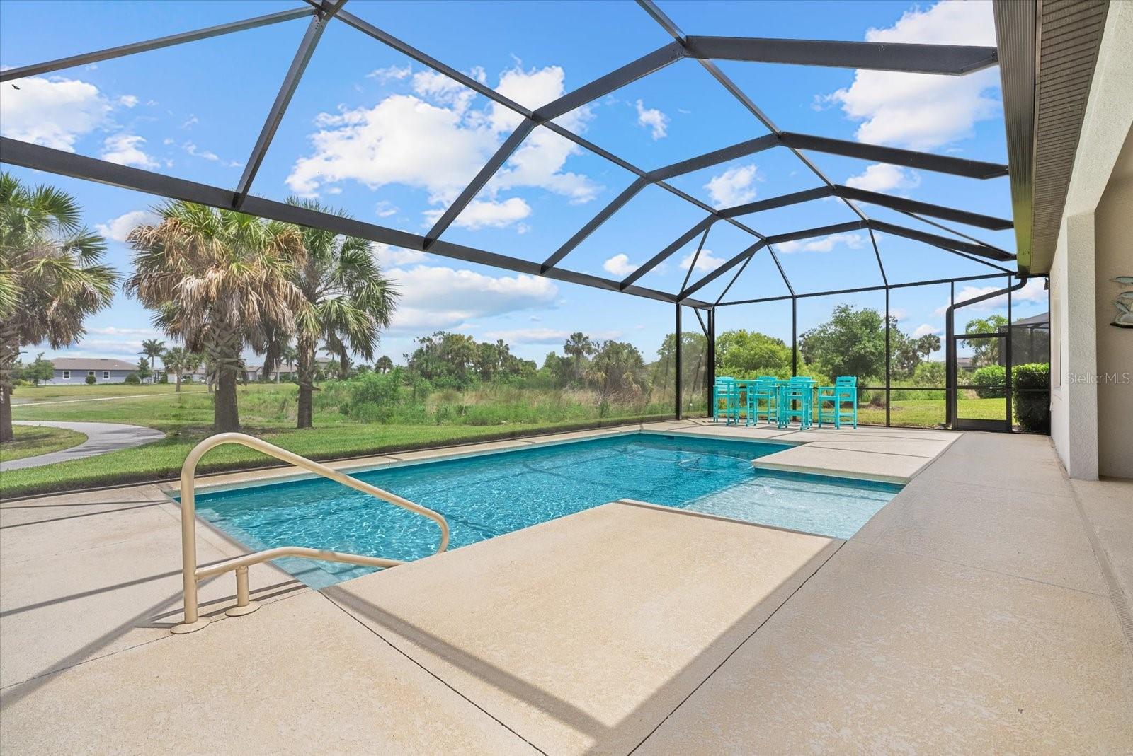 Listing photo id 35 for 8510 Coastal Palms Glen
