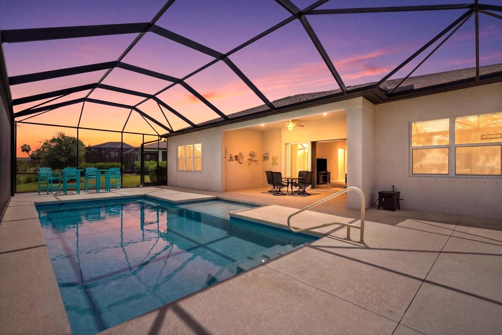 Listing photo id 48 for 8510 Coastal Palms Glen