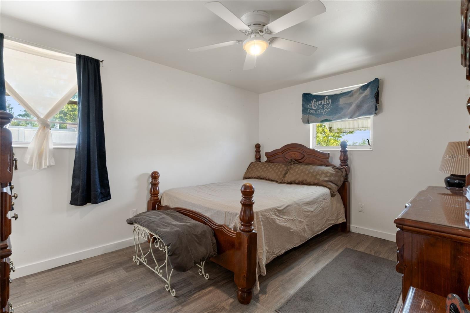 Image 19 of 35 For 9462 Midway Street