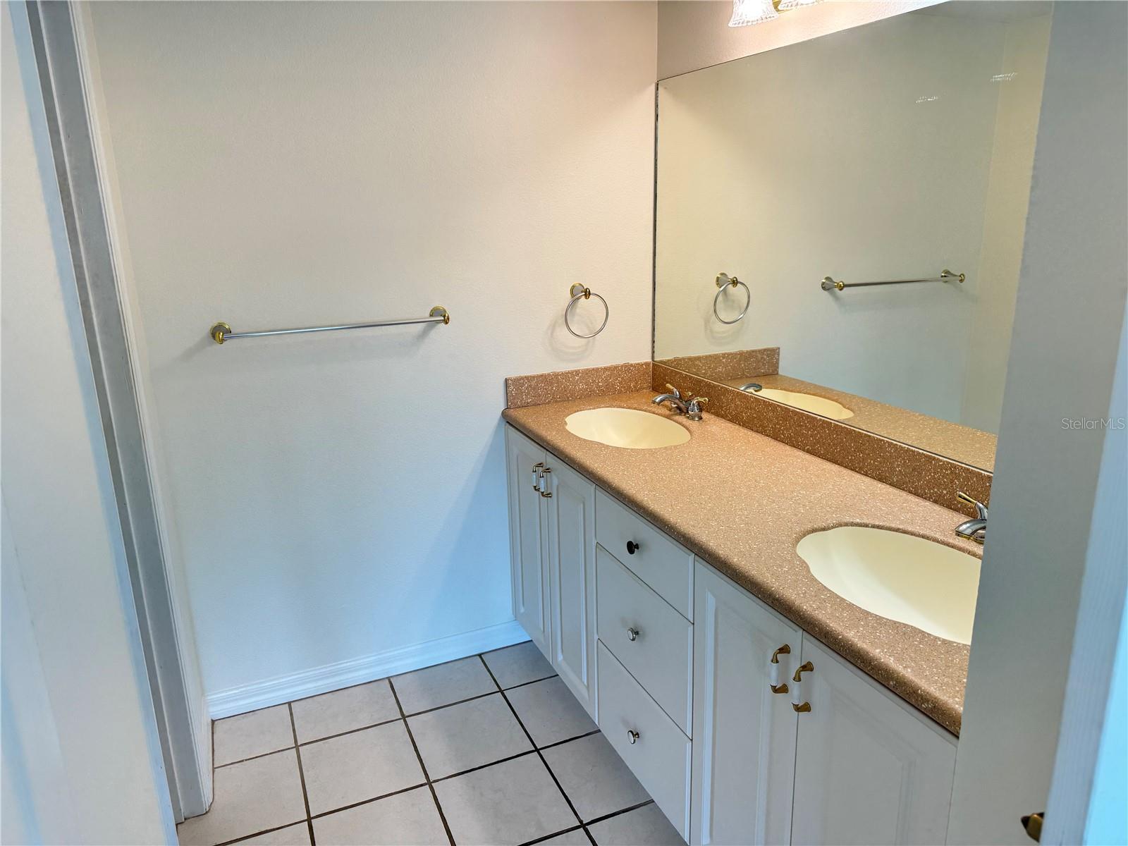 Image 16 of 40 For 204 3rd Street W 204