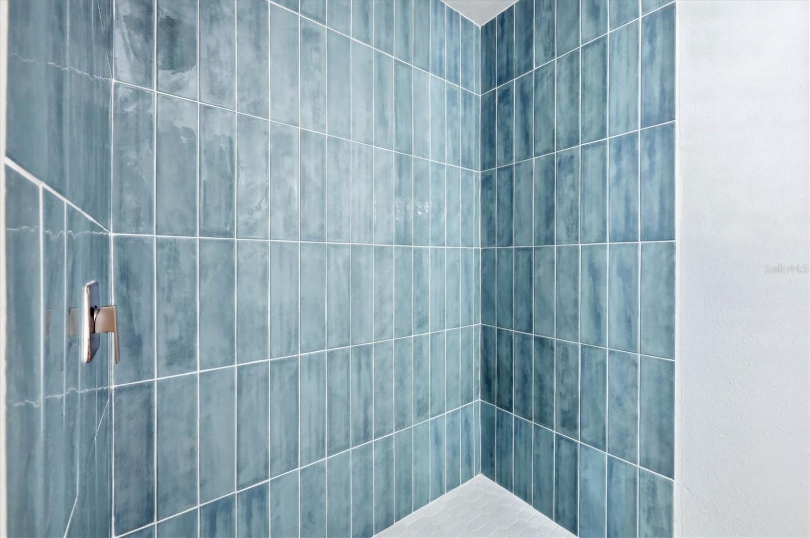 Image 22 of 49 For 2901 Poplar Street