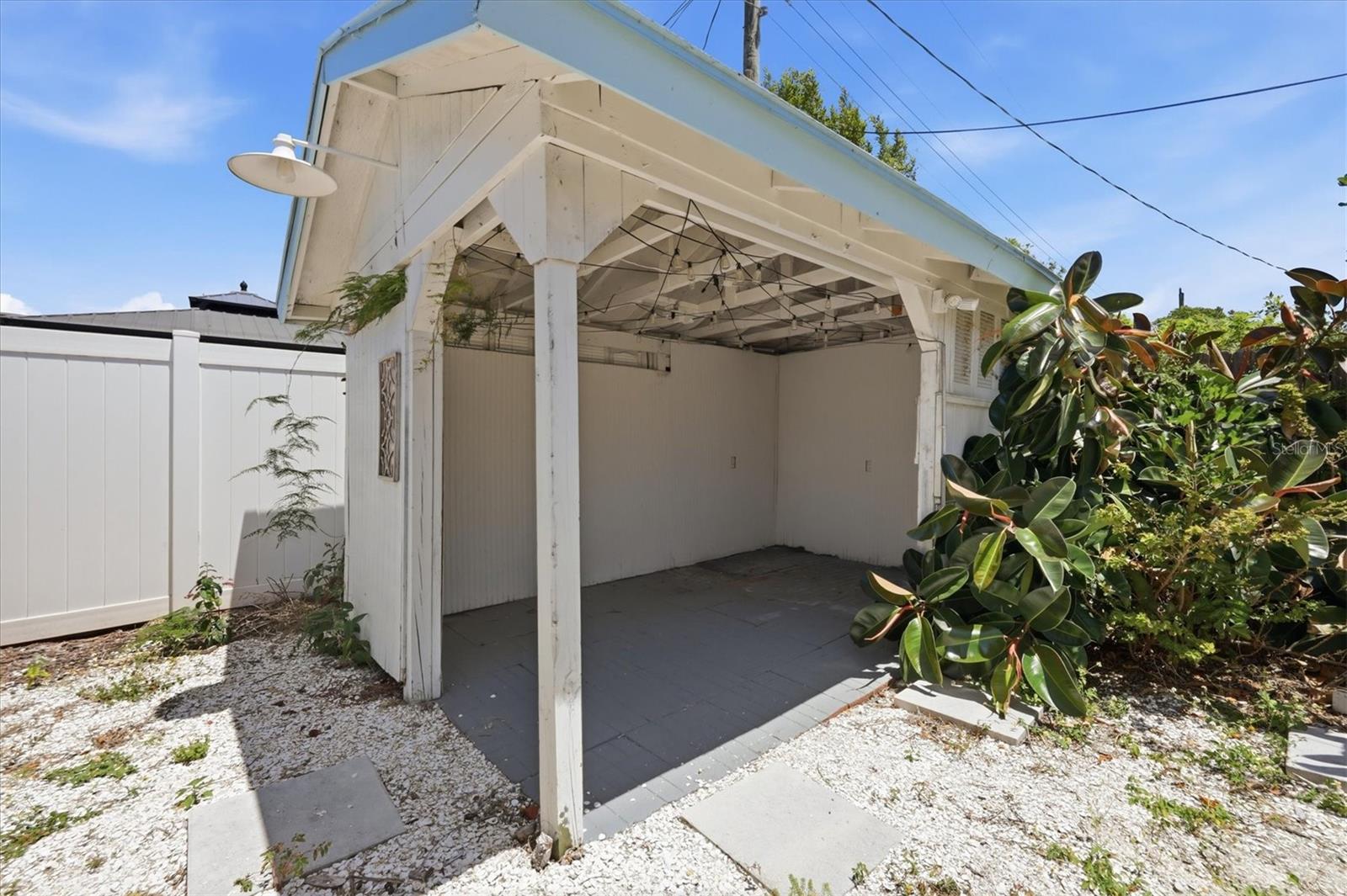 Image 36 of 49 For 2901 Poplar Street