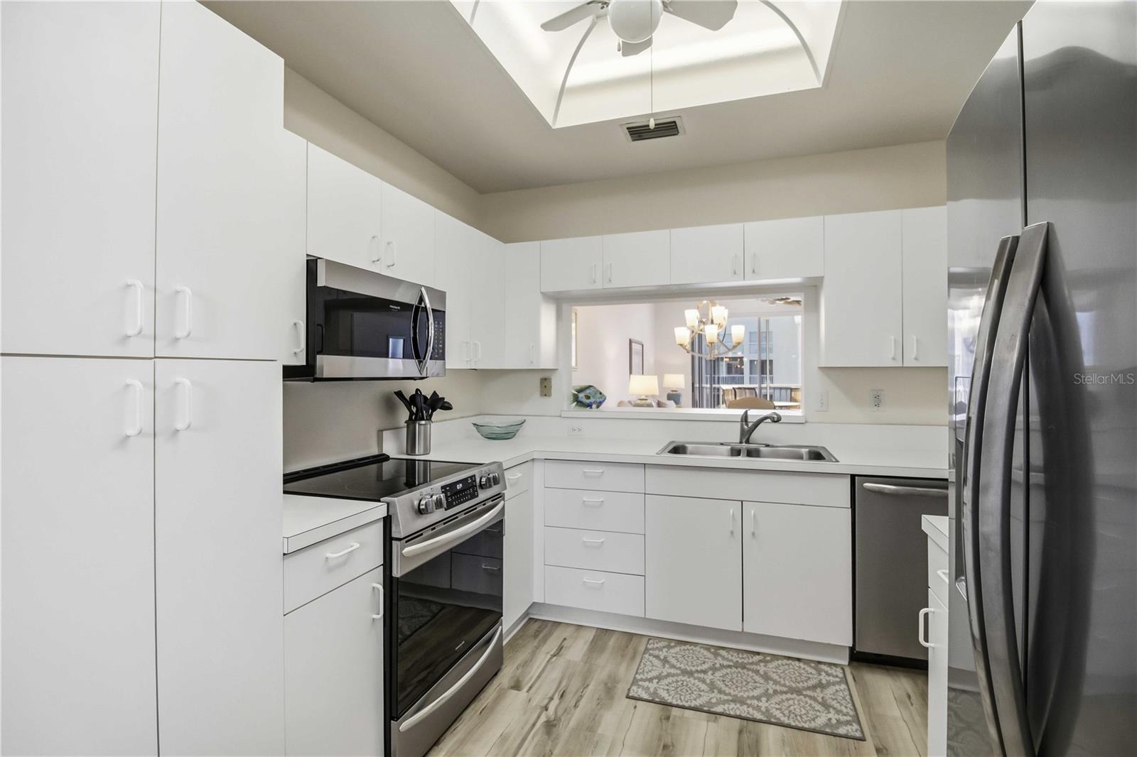 Image 8 of 44 For 9630 Club South Circle 6209