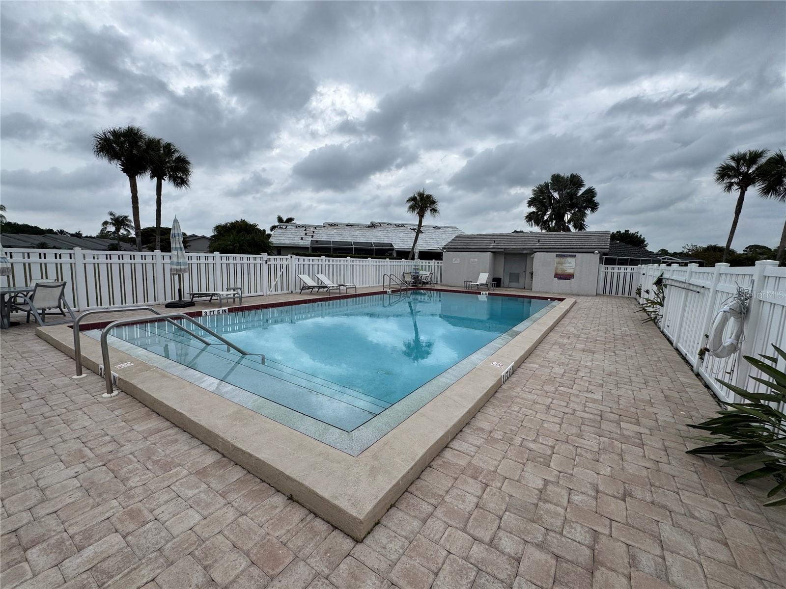 Image 18 of 18 For 5371 Crestlake Boulevard 68