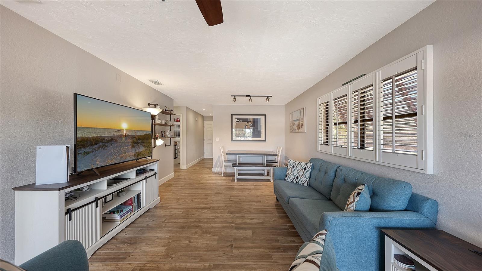 Image 12 of 24 For 7291 Cloister Drive 222
