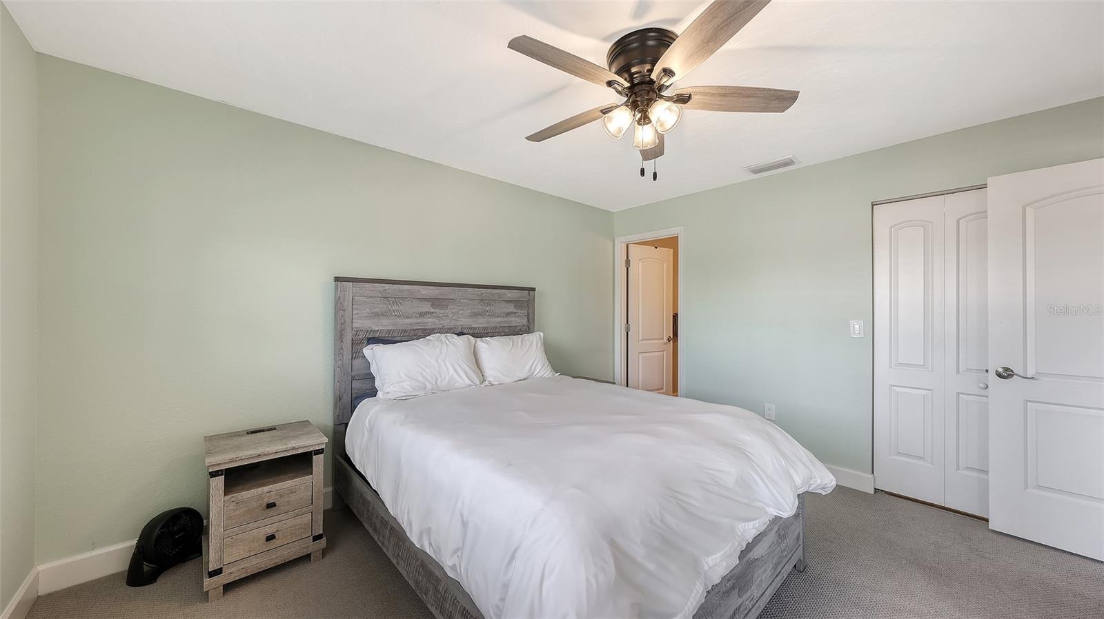 Image 14 of 24 For 7291 Cloister Drive 222