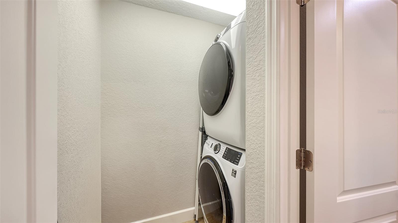 Image 22 of 24 For 7291 Cloister Drive 222