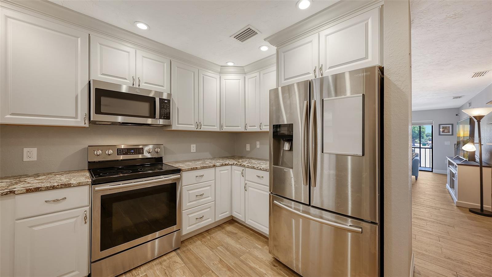 Image 5 of 24 For 7291 Cloister Drive 222