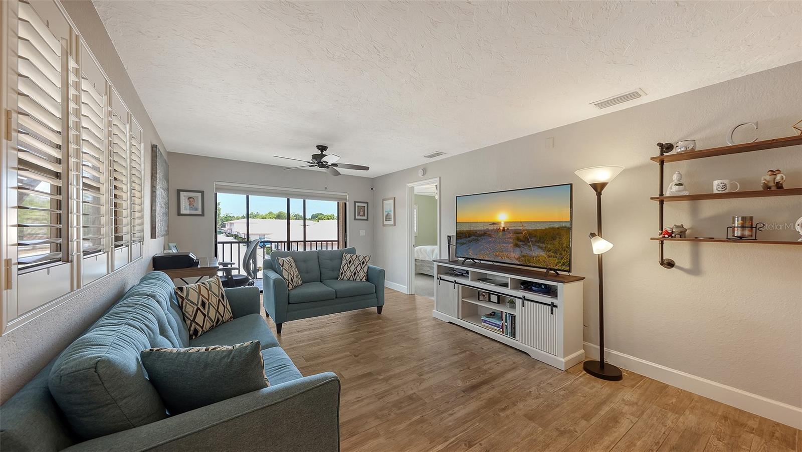Image 7 of 24 For 7291 Cloister Drive 222