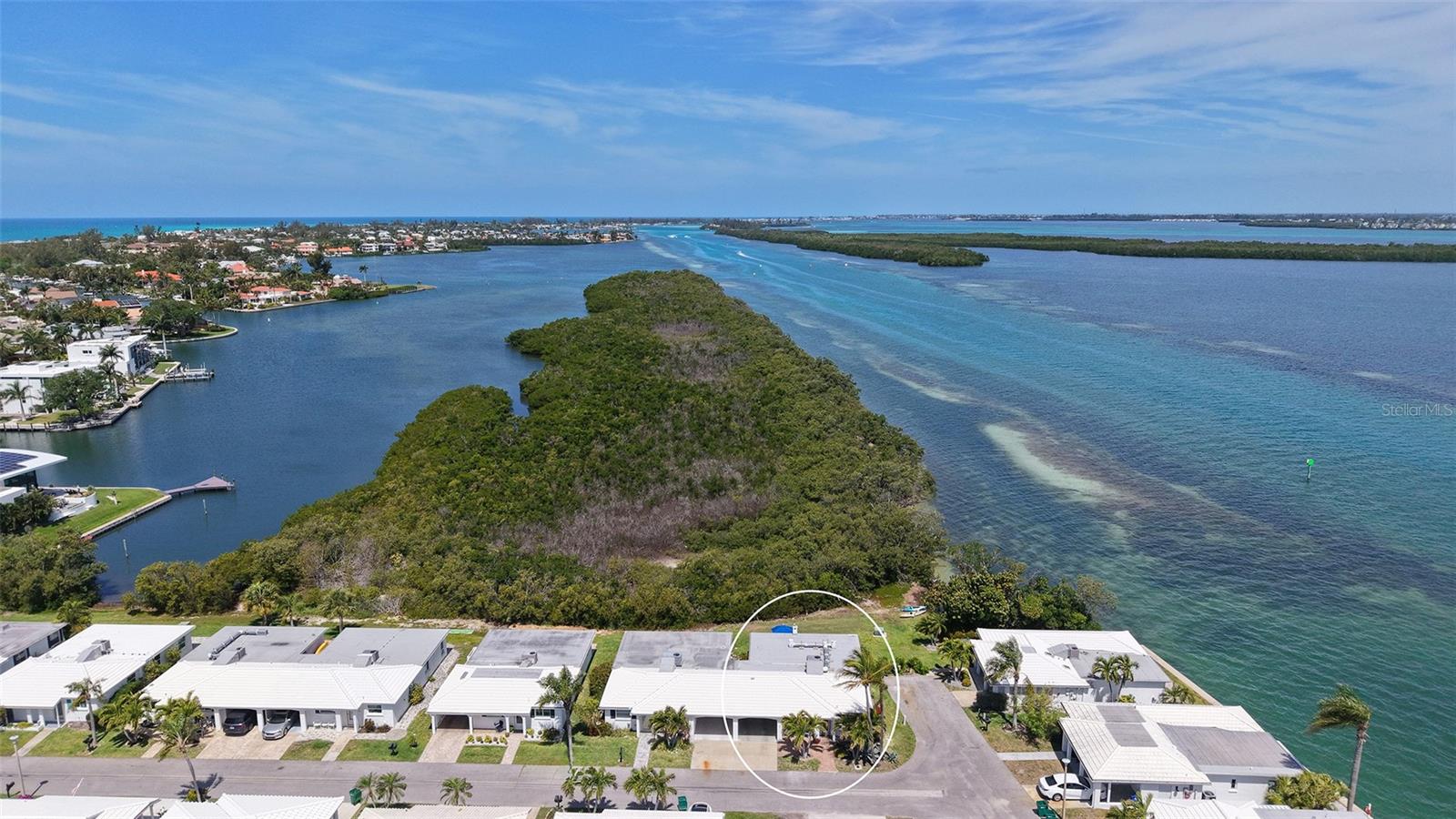 Image 3 of 82 For 925 Spanish Drive N