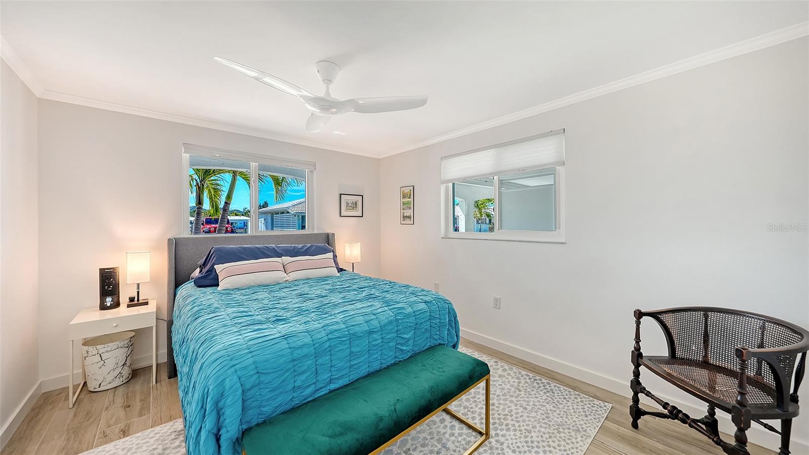 Image 38 of 82 For 925 Spanish Drive N