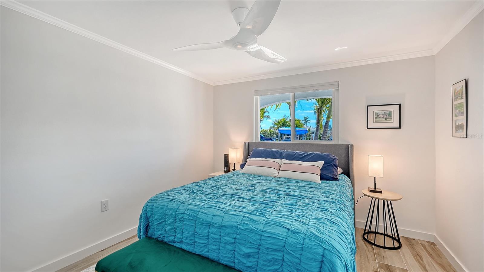 Image 39 of 82 For 925 Spanish Drive N