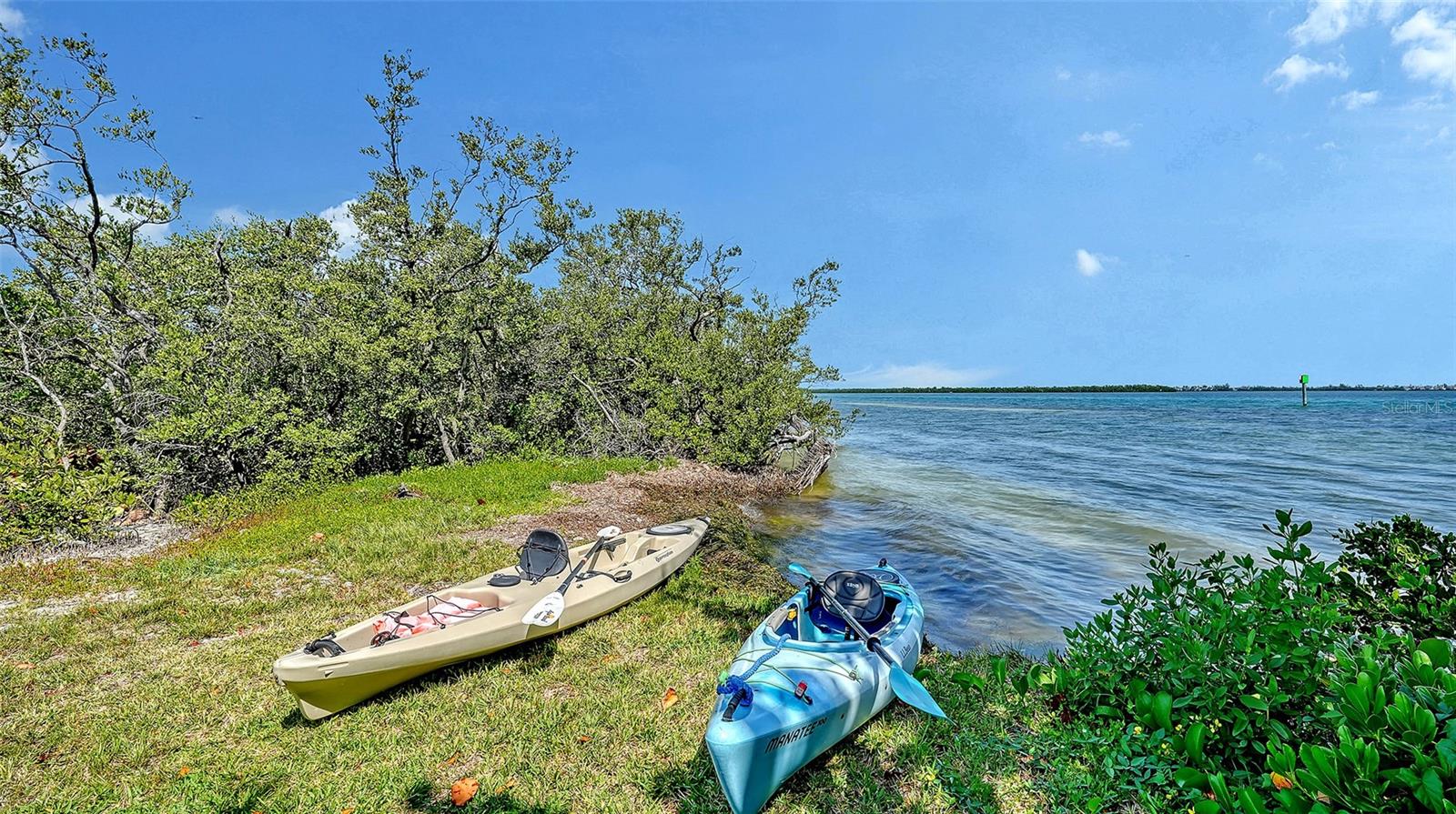 Image 49 of 82 For 925 Spanish Drive N