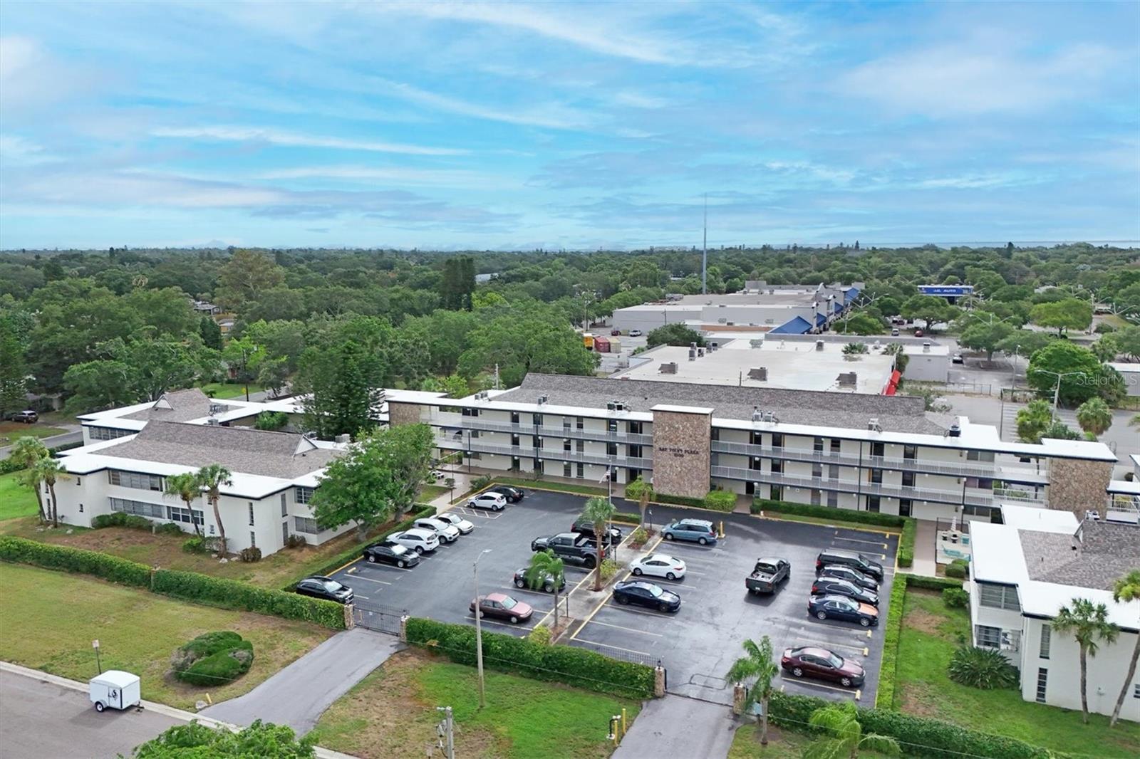 Details for 6100 12th Street S 220, ST PETERSBURG, FL 33705