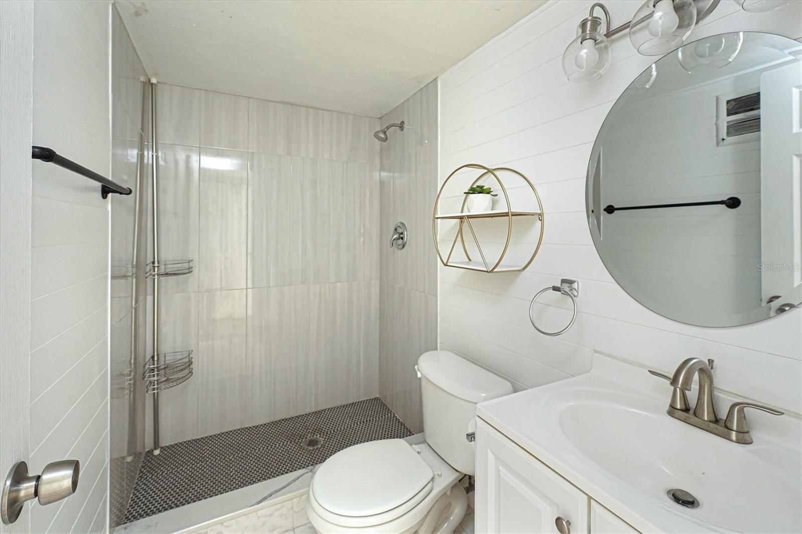 Image 12 of 21 For 6100 12th Street S 220